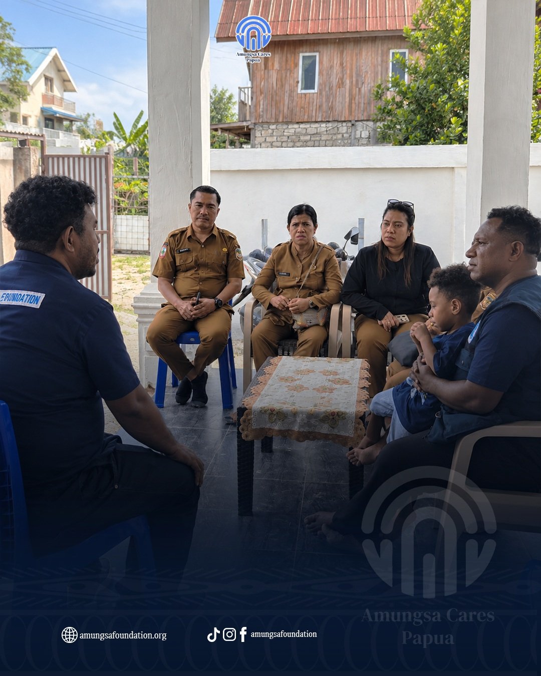 Dialog dan audiensi pengurus Yayasan Amungsa Cares bersama tim verifikator Kesbangpol Mimika