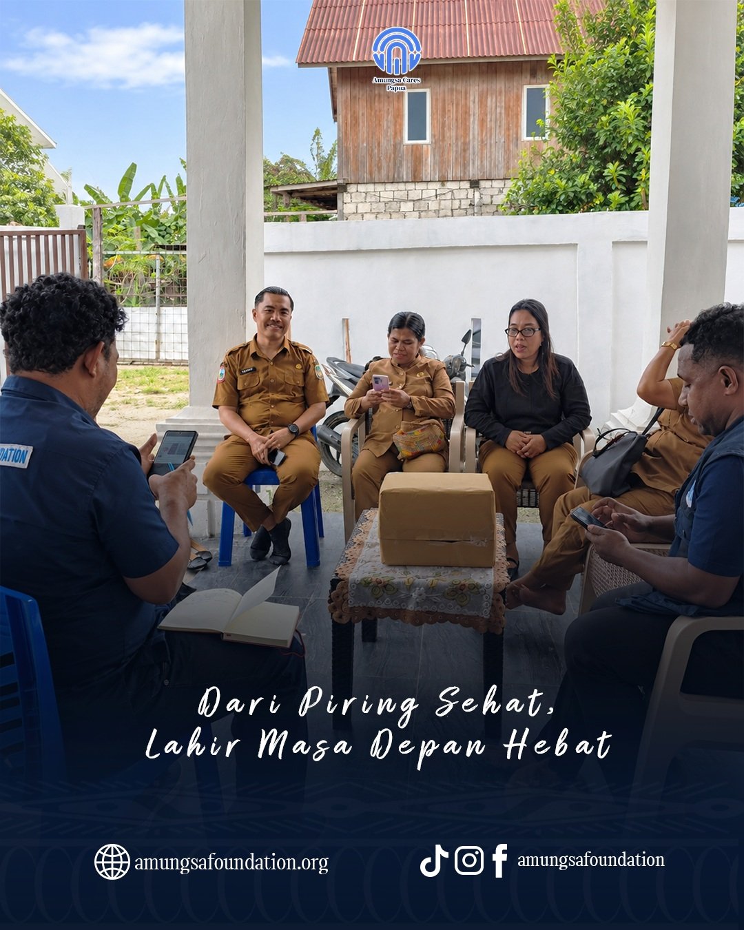 Peninjauan fasilitas kerja operasional dan sekretariat yayasan